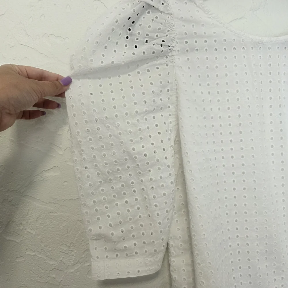 A New Day Target Emroidered White Top Size Large - Picture 3 of 12